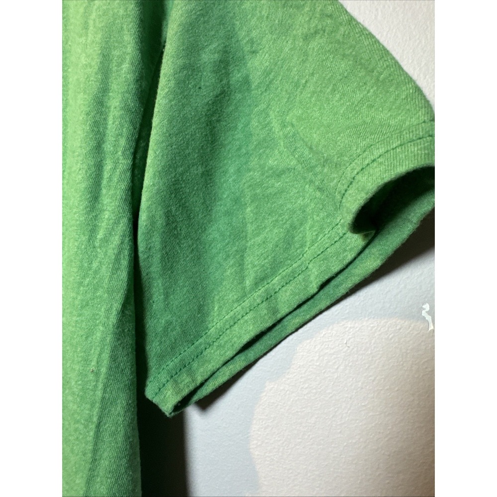 Santa OMG I Know Him Shirt XL‎ Shirt Mens Green Parody Christmas Will Ferrel EUC - Picture 2 of 5